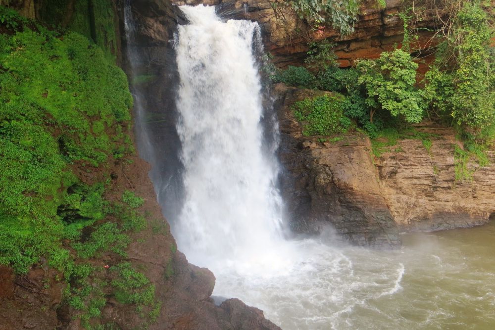 Arvalam Waterfalls OR Harvalem falls